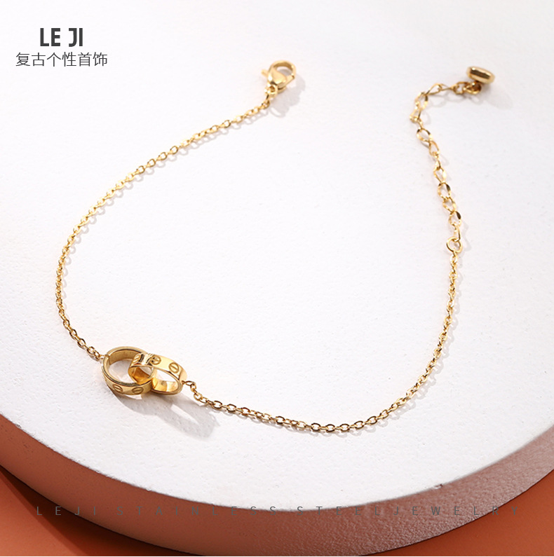 Oro elegante de la hebilla de dos dedos