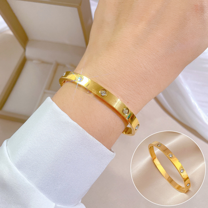 [full-body titanium steel] European and American INS style luxury titanium steel bracelet minimalist cross-border retro fashion stainless steel jewelry