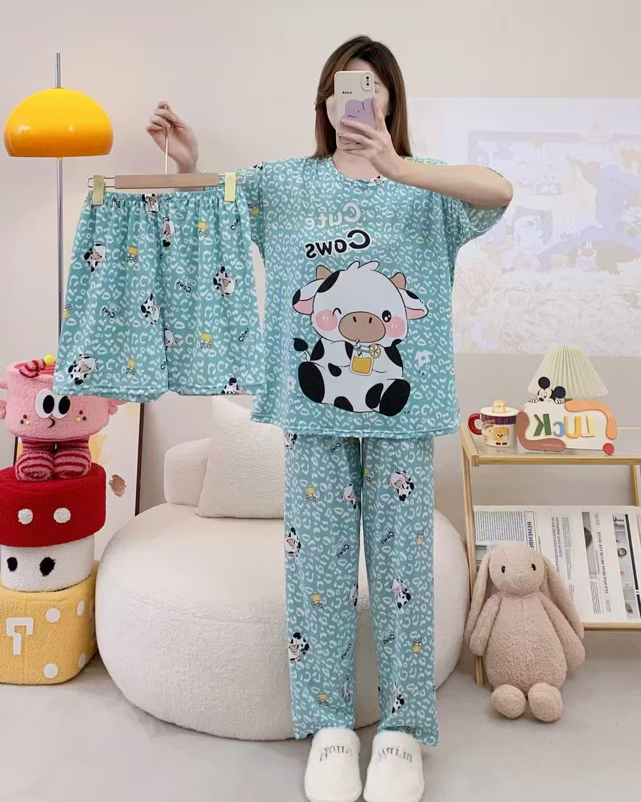 Pijamas de verano transfronterizos pijamas de leche de seda de tres piezas set de dibujos animados comercio exterior ropa para el hogar pantalones de mangas cortas lindos