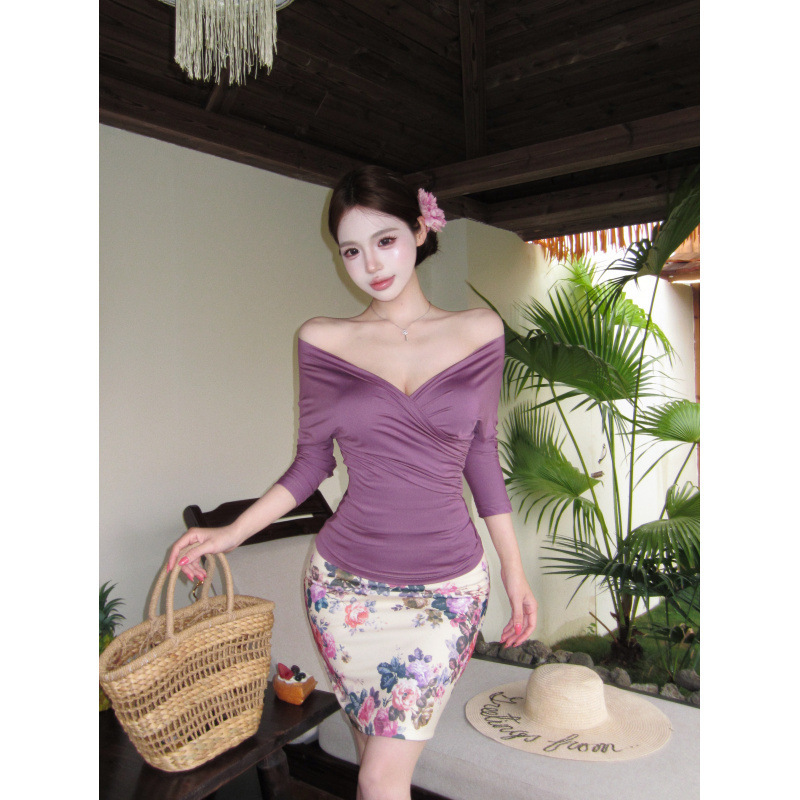 Xin Da Ke "Elegant Posture" Floral High-Waisted Bodycon Skirt and Summer V-Neck Off-Shoulder Long-Sleeve Top Set