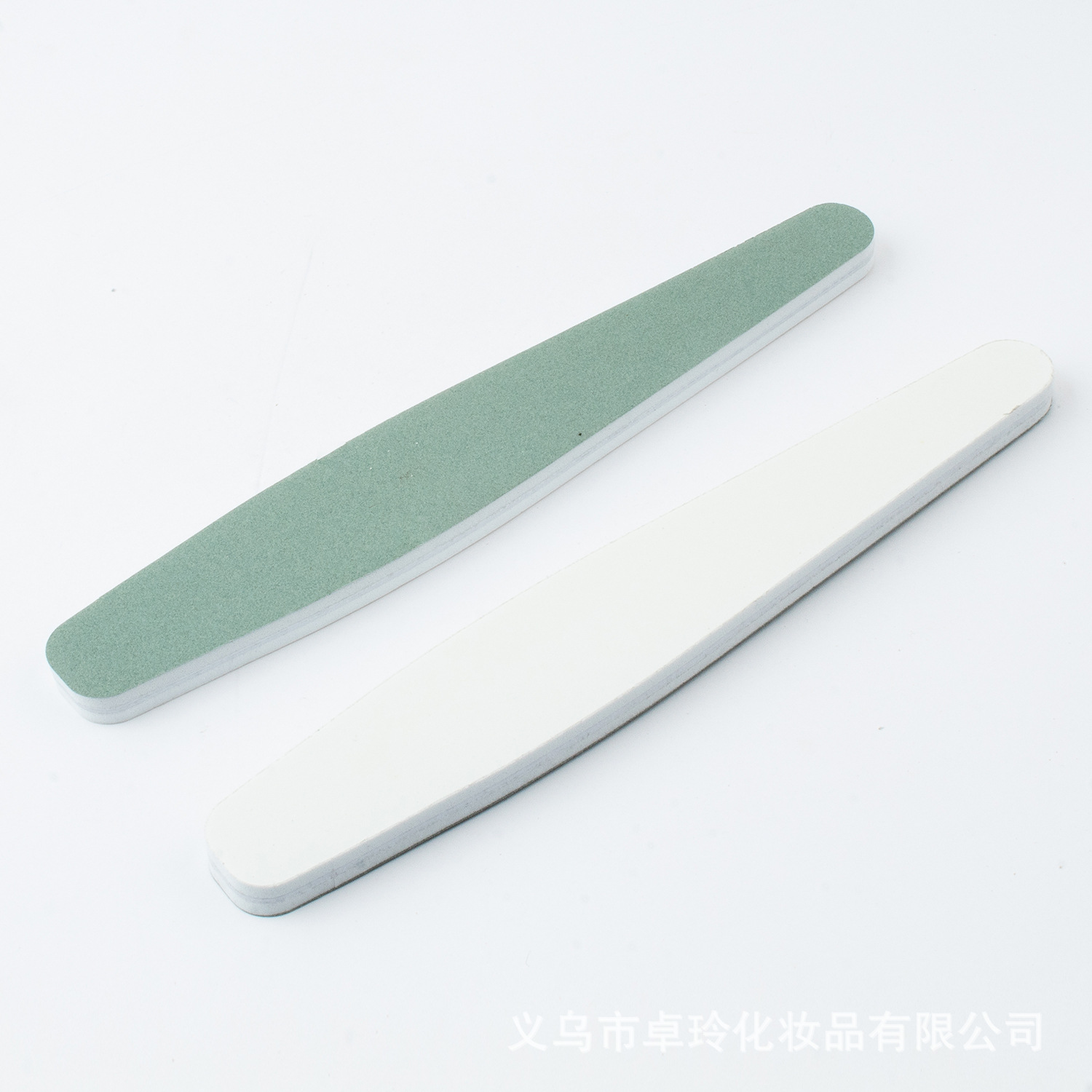 17.8 tiras pulidas verdes y blancas en forma de gotas de agua