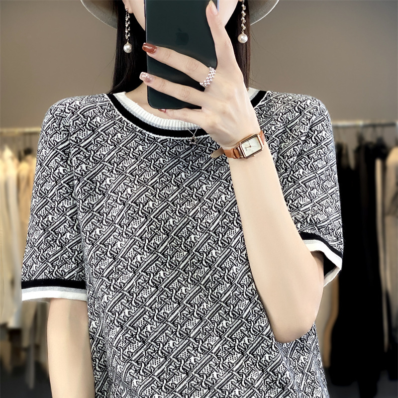 Cotton Black and White Contrast Color Knitwear Women's Round Neck Short Sleeve Loose Outer T-Shirt Top 2025 Summer New Base Cotton Black and White Contrast Color Knitwear Women's Round Neck Short Sleeve Loose Outer T-Shirt Top 2025 Summer New Base
