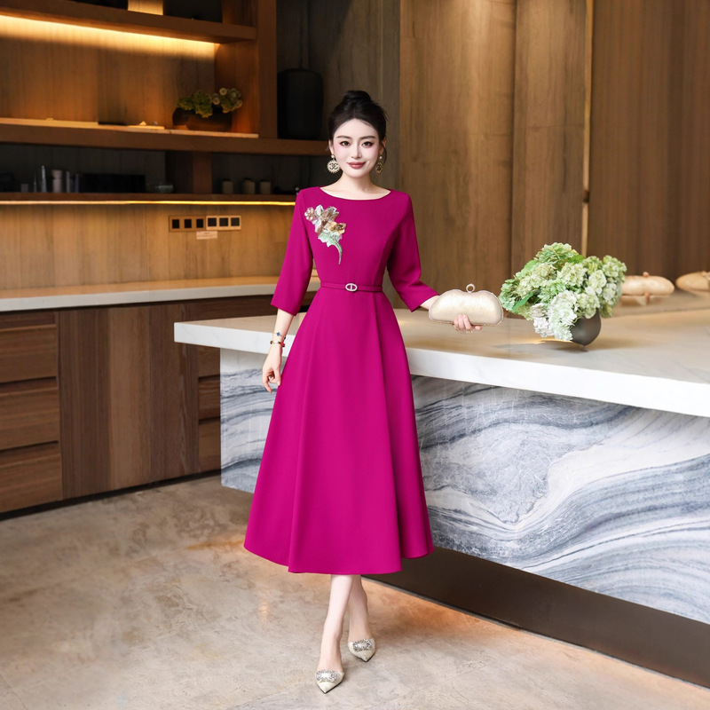 Autumn New Arrivals, Elegant Lady Style! Rose Red Embroidered Waist Dress, Mid-Sleeve Mid-Length Dress, Evening Party Dress