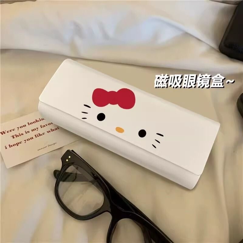 HelloKitty高颜值学生便携式近视墨镜眼镜盒抗压磁吸眼睛盒pu皮女|undefined