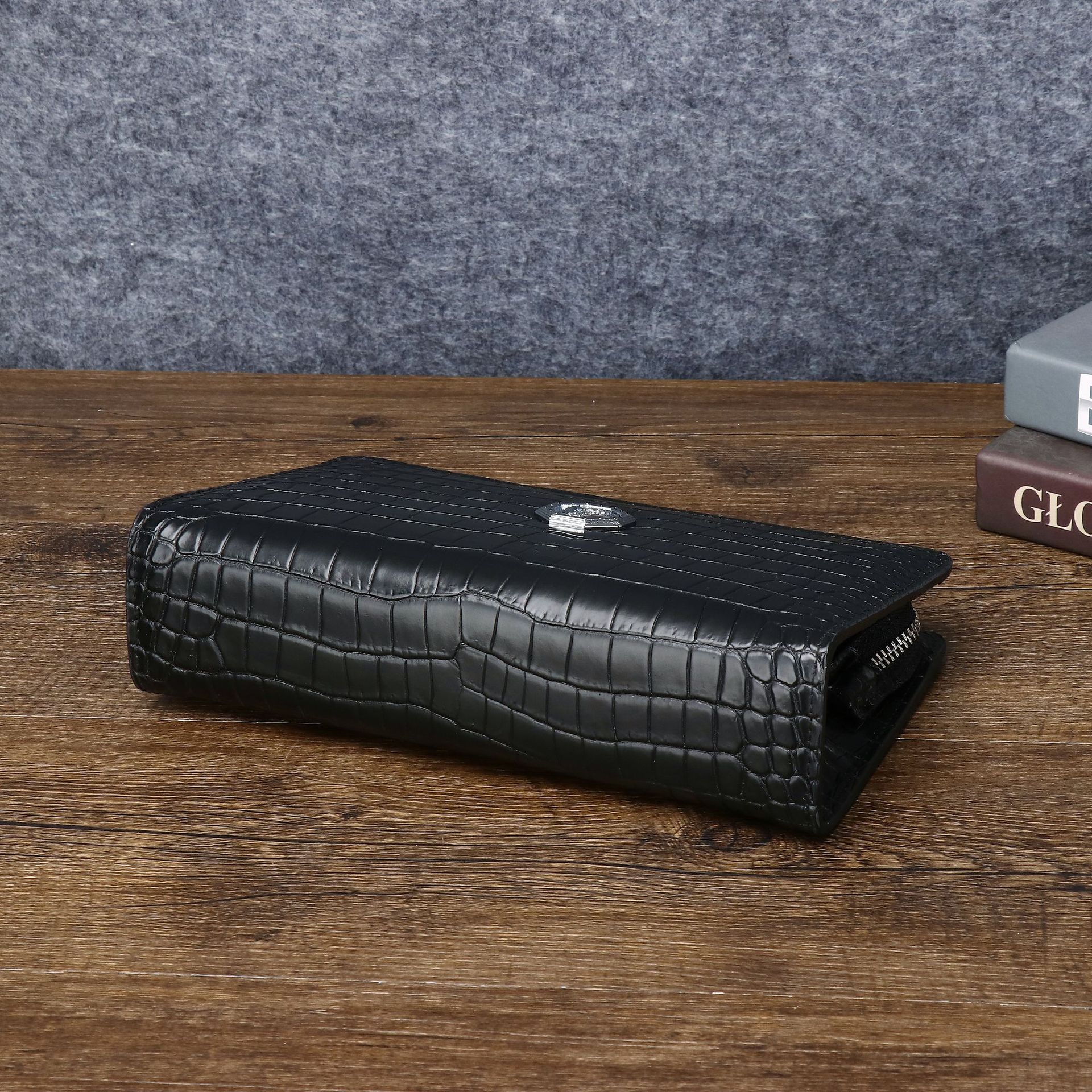 Ví da nam cao cấp họa tiết vảy cá sấu, kiểu clutch cầm tay đa năng, dung tích lớn chi tiết 2