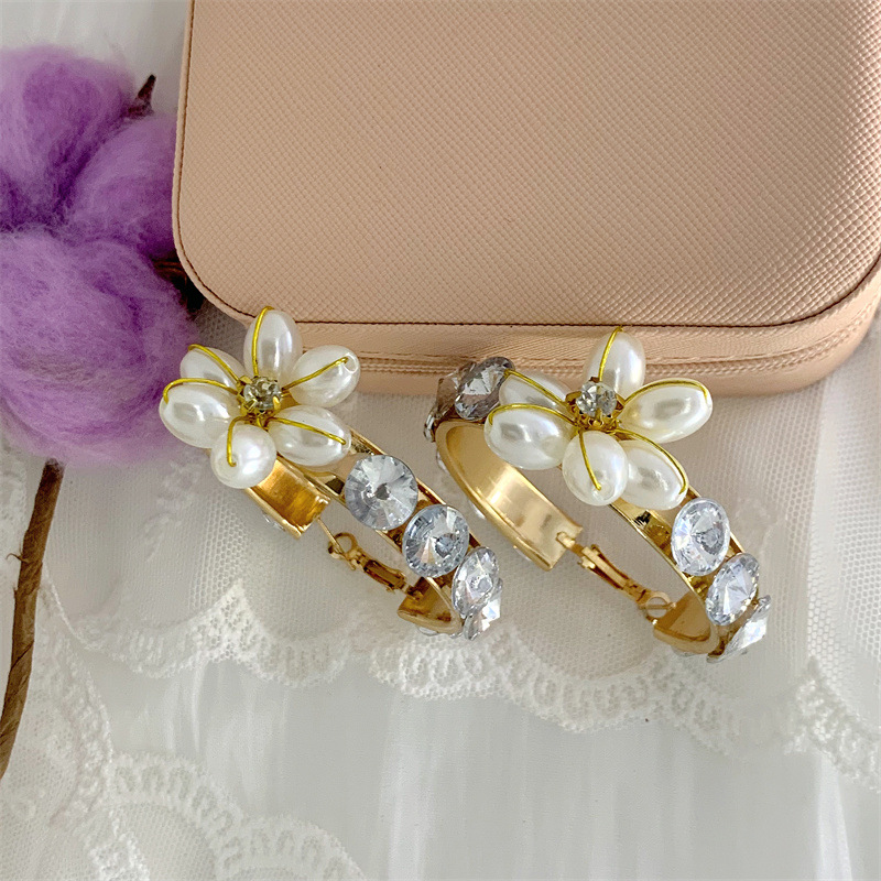 Fashion Flower Imitation Pearl Alloy Inlay Rhinestones Womenu0027S Hoop Earrings 1 Pair