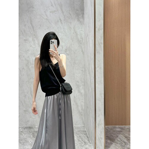 Lingerie-style, sexy, backless, sleeveless, knitted halter top for women, perfect for summer outerwear, featuring a solid color, chic and fashionable design.