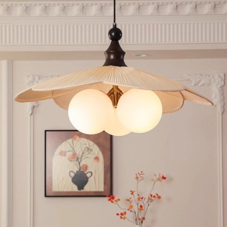 Lámpara de dormitorio medieval francesa, atmósfera medieval, estudio de tela, dormitorio de hotel, lámpara de restaurante de vidrio de viento silencioso