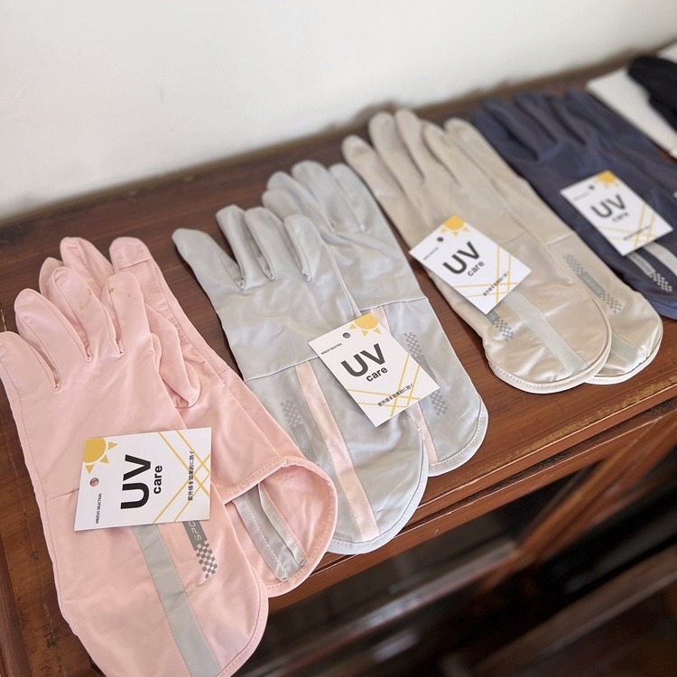 Japanese sports sunscreen gloves, extended size for men and women, summer thin ice silk cool feeling UV protection gray