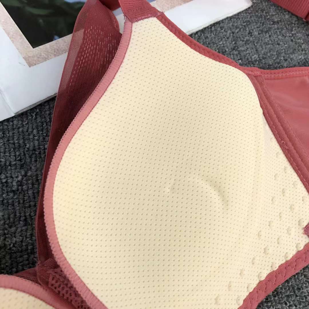 Nuevo sujetador sin anillo de acero de moda de encaje jacquard transpirable y cómodo, ropa interior de alta calidad, delgada y gruesa de cuatro botones para mujeres