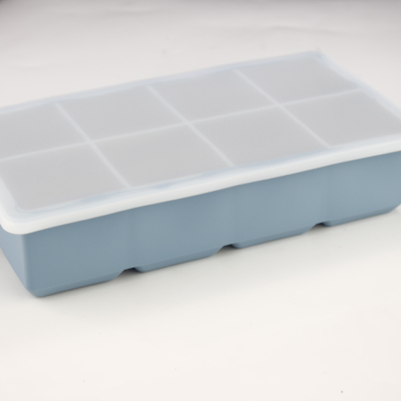 Blue 8-piece ice tray-with lid