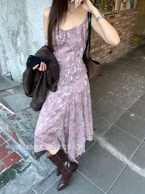 Xiuxixi 2025 秋ホワイトラベル気質ハイウエストサスペンダードレスプリント純粋な欲望休暇ドレス女性 88440|undefined