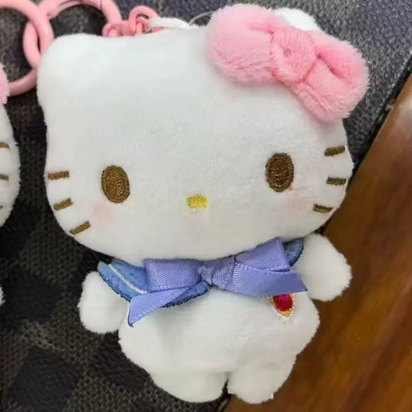 Плюшевый брелок-подвеска Hello Kitty, милый кукольный брелок для сумки, 11 см, легкий и прочный