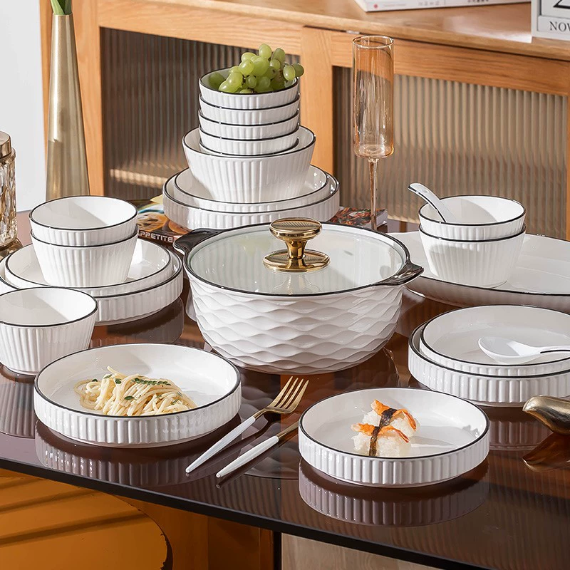 Ceramic tableware set 2023, American vertical stripes, multi‑piece dinnerware with 2.3L lidded pot