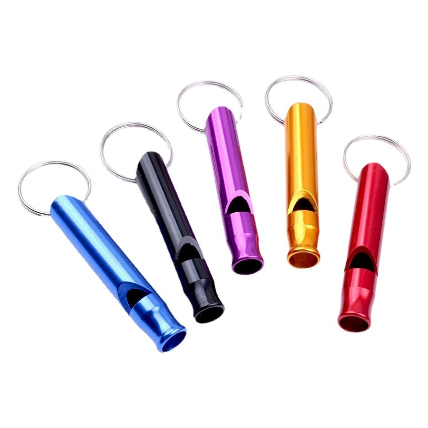 Производитель поставляет наружные свистки из алюминиевого сплава для выживания, спасения судей и пожарной подготовки, оптом маленькие трубчатые свистки.