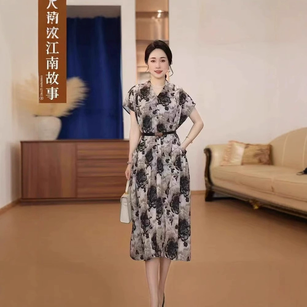 Летнее платье для мамы 2025, новый стиль, иностранный стиль, для женщин среднего и старшего возраста, летняя юбка с принтом на талии