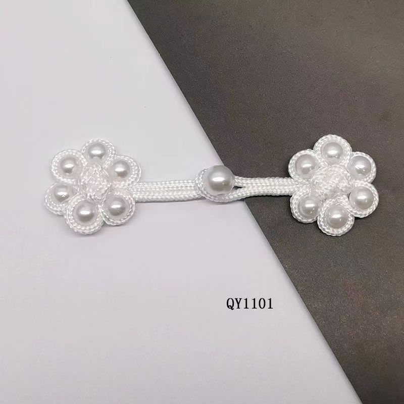 新款梅花钉珍珠国潮风盘扣旗袍汉服小香风外套服装纽扣