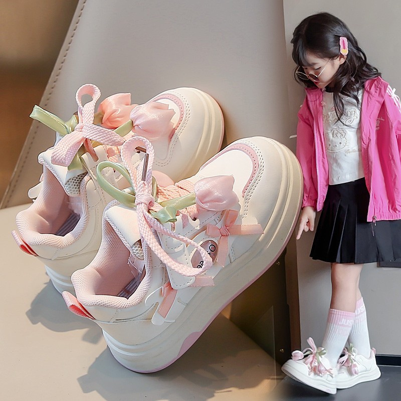 Zapatos de skate para niñas 2025 nuevos zapatos de primavera y otoño de flores para niños zapatos blancos para niñas zapatos casuales arco