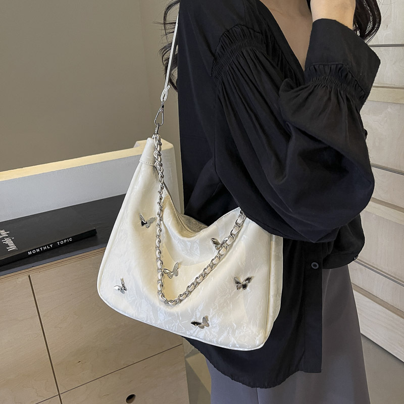 Nicho Zhong bolso de diseño casual para mujeres 2024 bolso de hombro de mariposa de verano nuevo bolso de gran capacidad