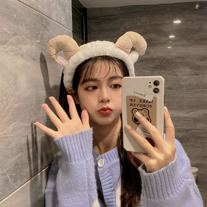 Lavarse la cara cinturón de cabello lindos de peluche para la mujer lavado y máscara especial de agujeros de cabello cinturón de cabello brazalete