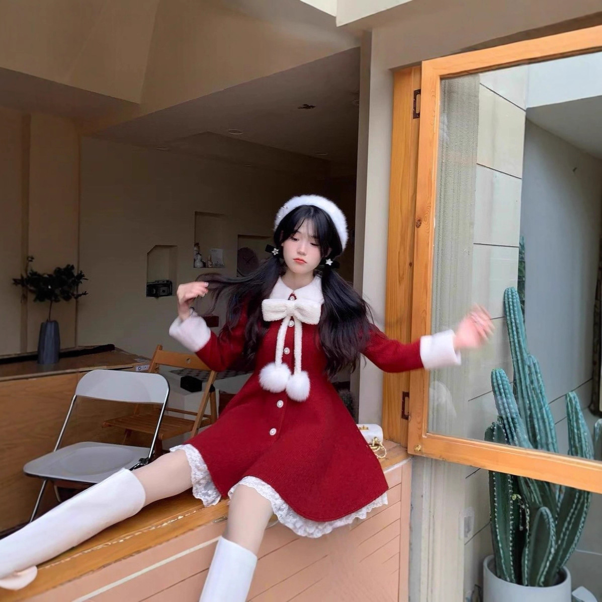 甜美减龄蝴蝶结连衣裙女秋冬新款小香风气质收腰显瘦洋气圣诞裙子