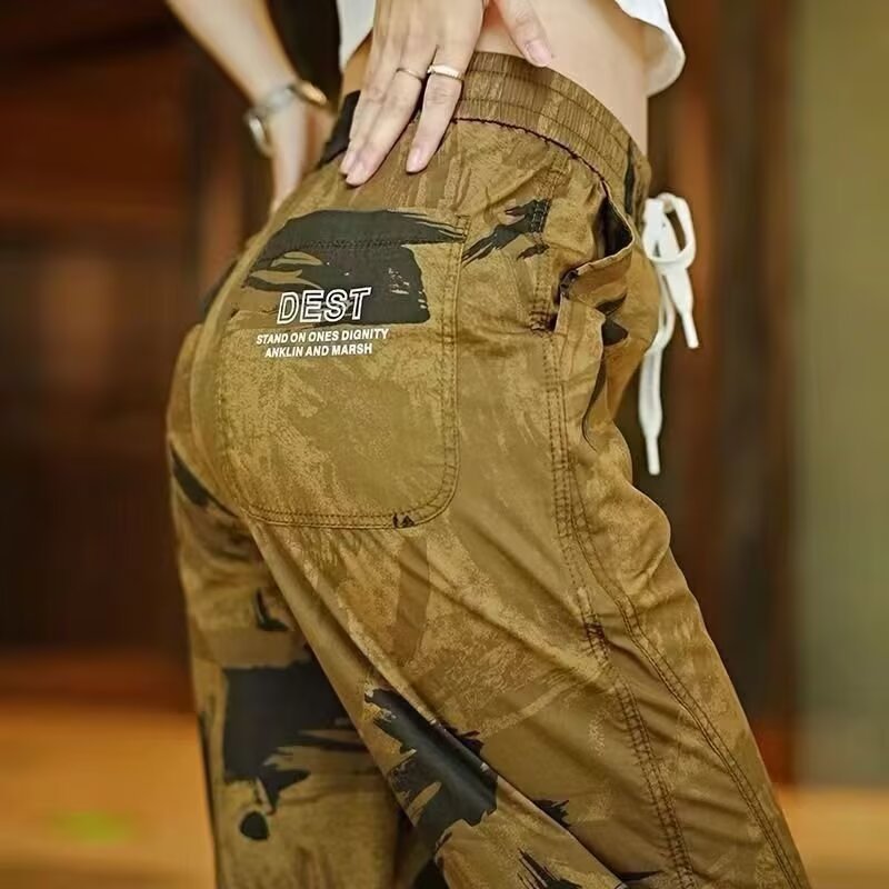 Wear-resistant elastic camouflage trousers