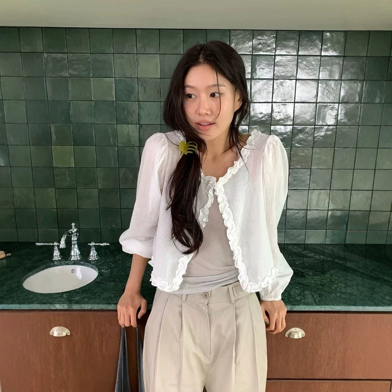 Now available: Baby Jiang's same style three-dimensional lace long-sleeve shirt, Korean designer women's clothing, single-breasted Korean-style top for women Now available: Baby Jiang's same style three-dimensional lace long-sleeve shirt, Korean designer women's clothing, single-breasted Korean-style top for women