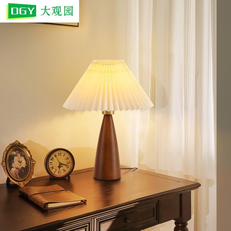 Grand View Garden retro lámpara de escritorio de nuez dormitorio cálida lámpara de cabecera nostálgica decoración de escritorio de la sala de estar lámpara de cabecera L138