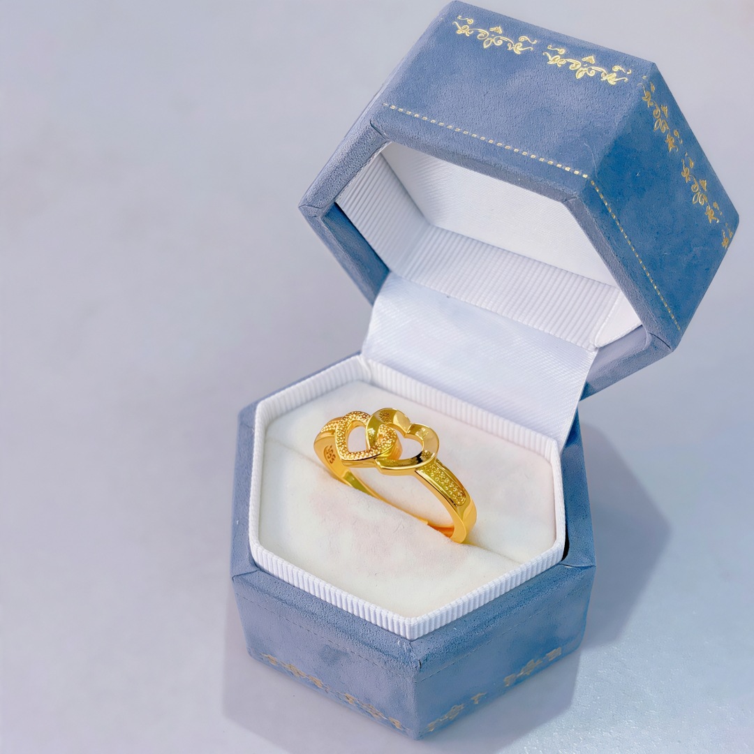 Double love heart ring