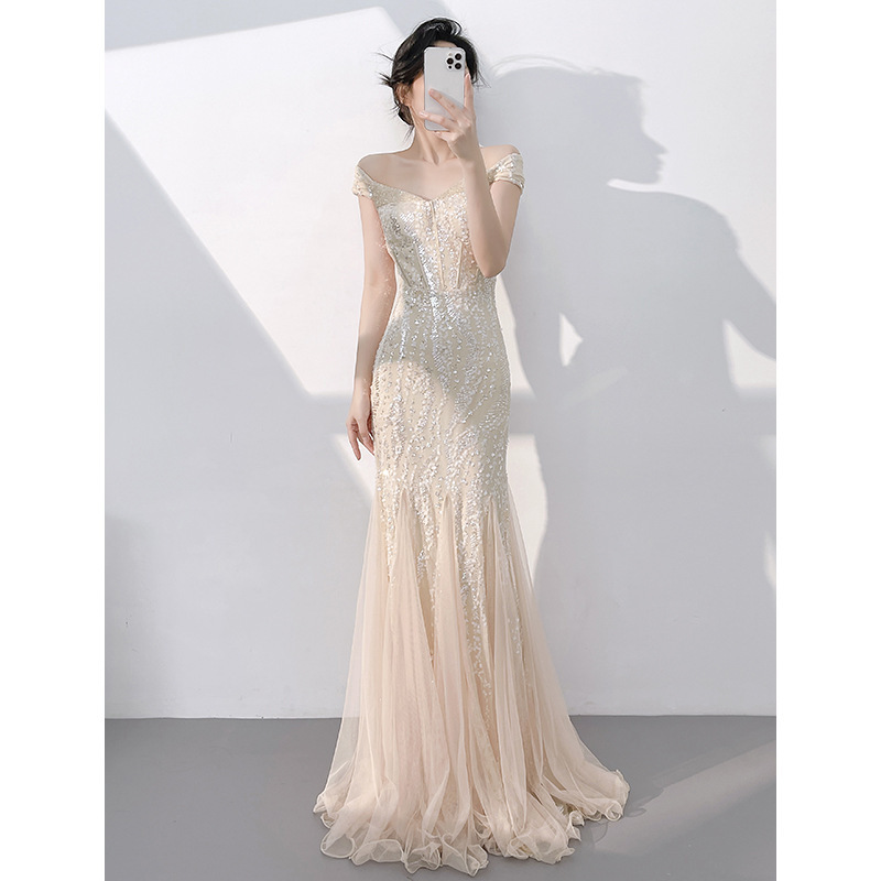 Champagne-Colored Evening Dress for Women 2026 New Style High-End Elegant Stunning Host One-Shoulder Fishtail Sequin Long Dress