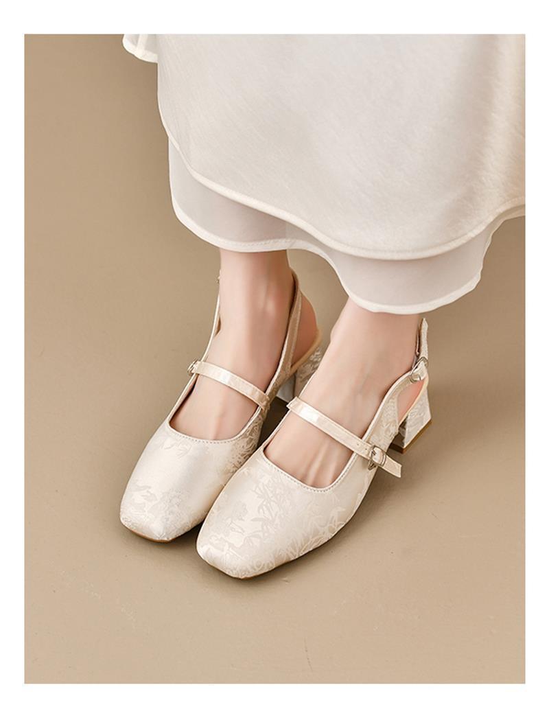 Sandalias de seda chinas de estilo nacional chinas para mujeres con cheongsam, ropa de estilo chino, talón grueso, no cansado, vestido de novia, zapatos de novia
