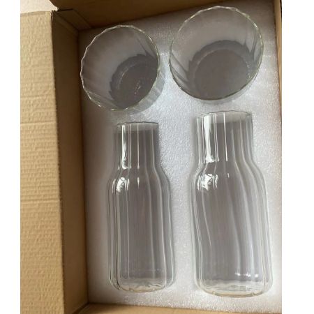 Botella de jugo doméstica de pequeña capacidad con tapa de vidrio vertical, una olla de agua fría, una olla de agua fría para beber