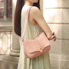 厂家现货批发2025秋冬新款腋下挎包多功能斜挎包街边流行女单肩包