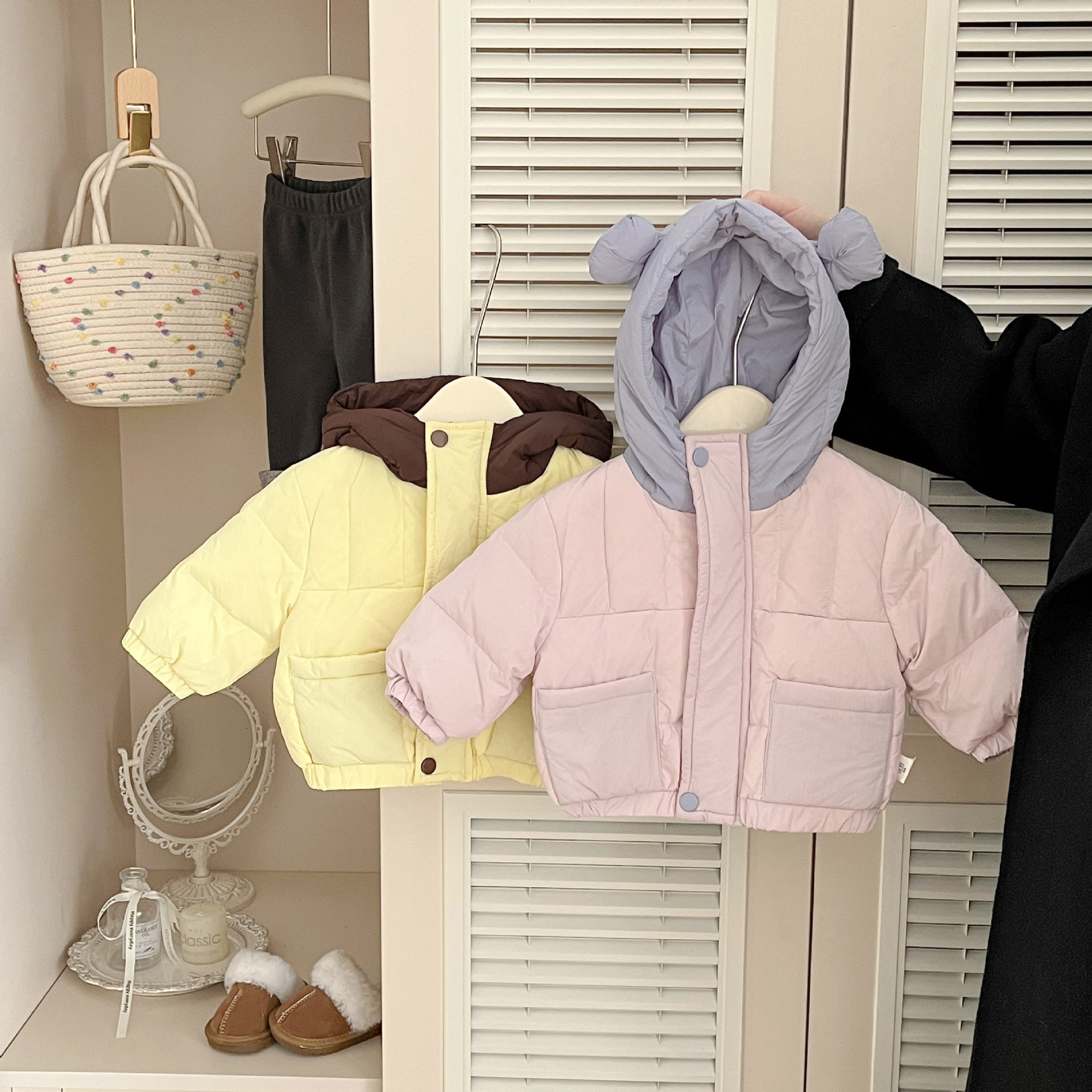 Super lindo bebé chaqueta de invierno nueva chica coreana dulce lindo chaqueta de invierno cálida gruesa
