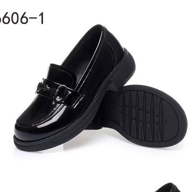 Estilo universitario zapatos Lefu de cuero realmente suave para mujer 2025 primavera nuevos zapatos individuales zapatos de trabajo zapatos de cuero de suela suave cómodos de tacón bajo