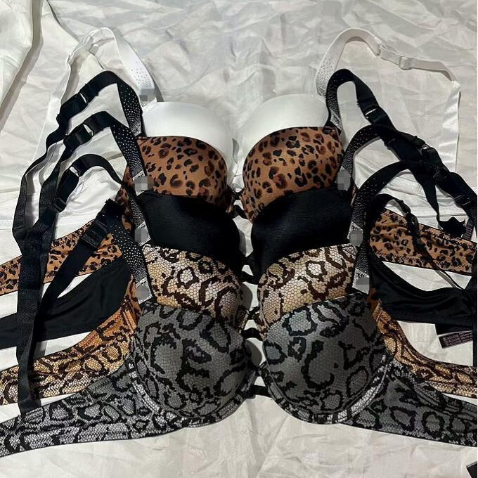 Cross-border high-end European-style rhinestone sexy seamless small-bust push-up medium-thick cup bra set with side support