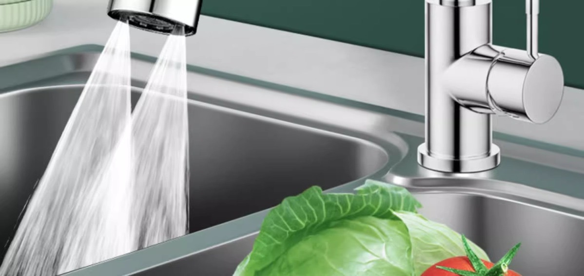 Kitchen faucet extender, anti-splash water wonder, rotatable universal joint, all-purpose foaming device, water outlet Item Picture