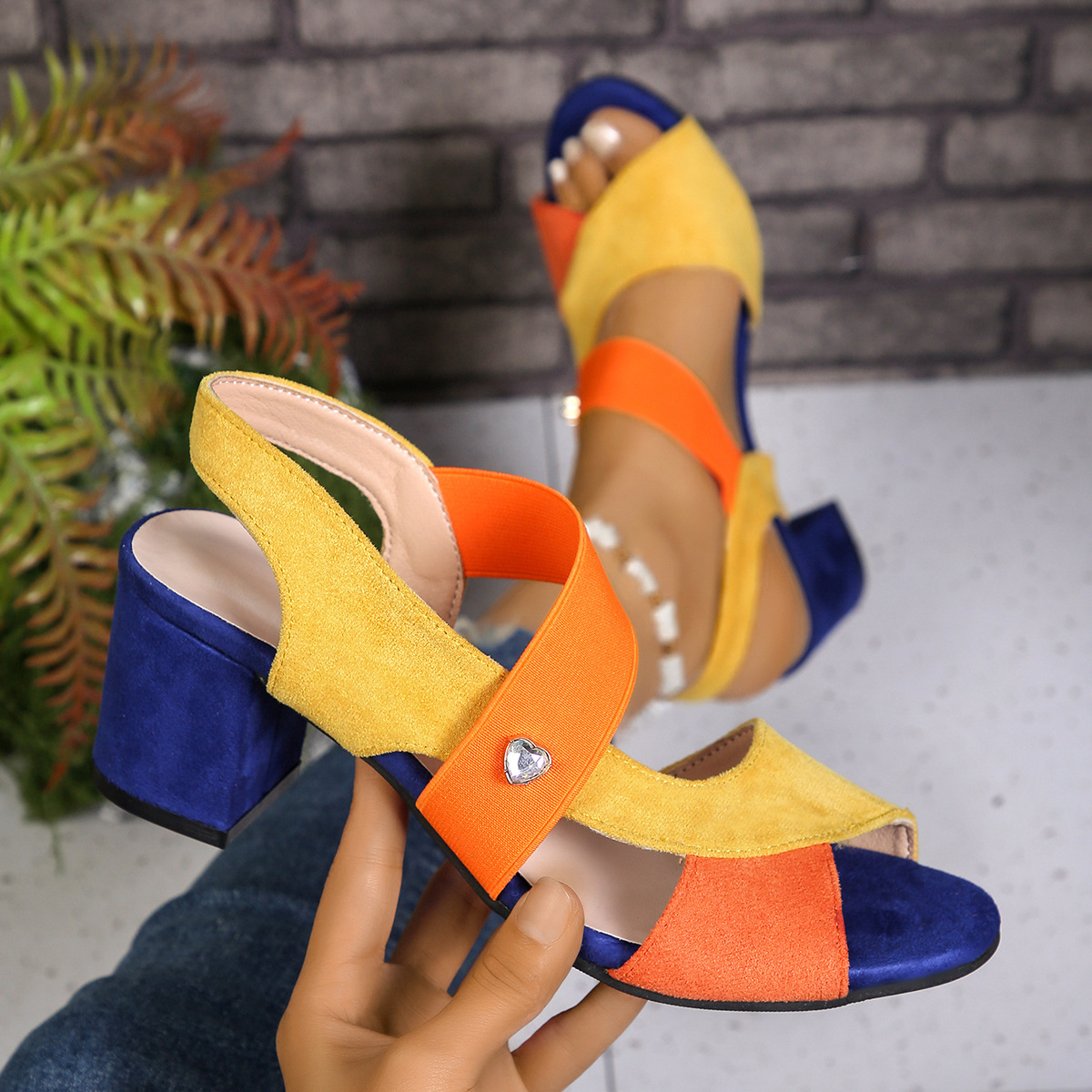 Source Factory Bright Diamond Cross-Border Wholesale Large Size Women's Sandals Fish Mouth European and American Fairy Style Fashion Mid-Heeled Sandals for Women