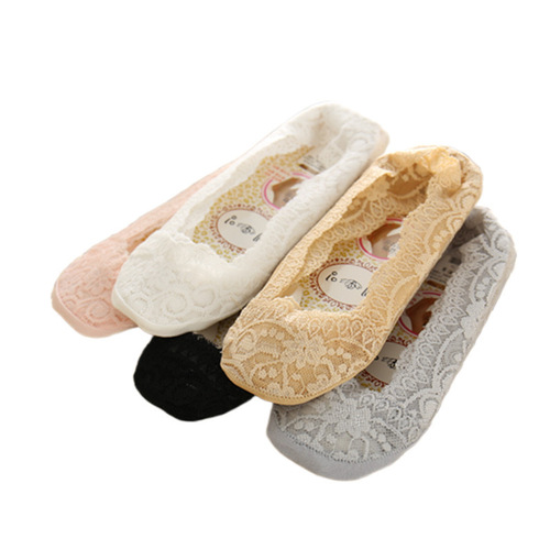 Summer lace boat socks for women silicone non-slip cotton bottom invisible socks women's socks thin Japanese style shallow mouth cotton socks wholesale