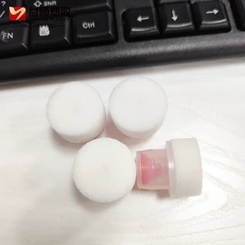 塑料瓶、壶;海绵;鞋套、鞋刷