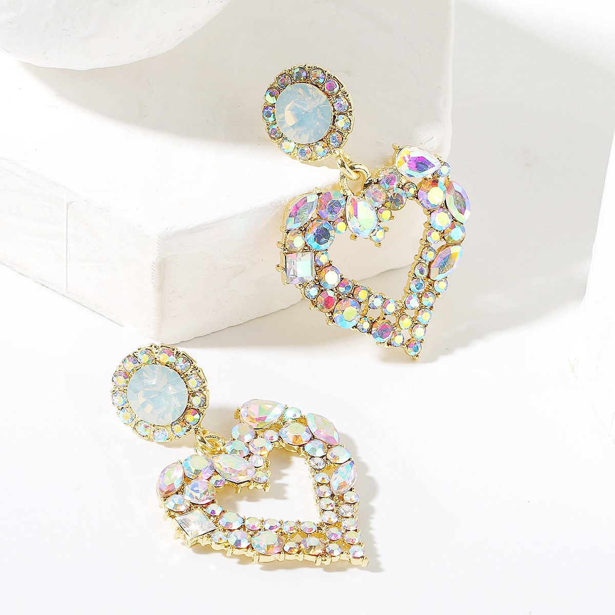 exaggerated alloy diamond heartshaped earrings ear jewelrypicture5