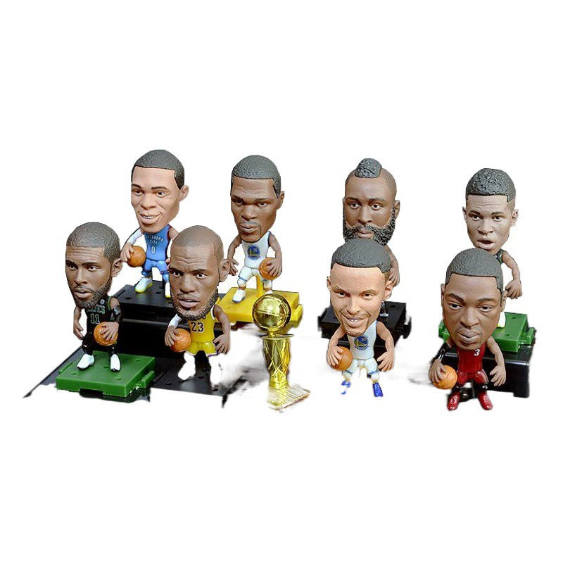 Фигурки баскетболистов в наличии: Кёрри, Джеймс, Коби, Харден, Леонард — куклы и сувениры команд НБА (Бруклин Нетс, Лейкерс).