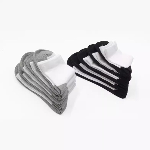 Spring student socks for middle-aged and older children, primary school children, white socks, breathable sports socks, adult wholesale combed cotton socks