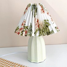 网红灯北欧ins风少女温馨喂奶小夜灯高端陶瓷百褶卧室床头灯台灯