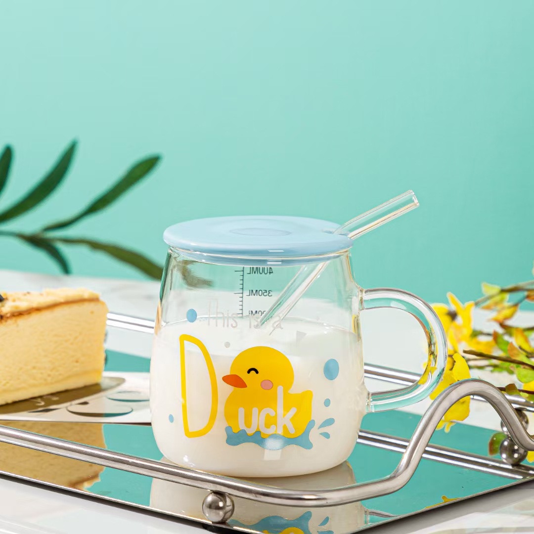 Creativo de dibujos animados lindo pato taza de paja con tapa transparente vidrio necesidades diarias regalo taza de beber taza
