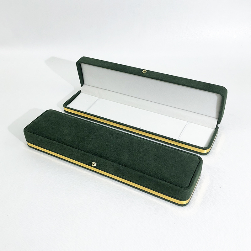 墨绿色手链盒.jpg