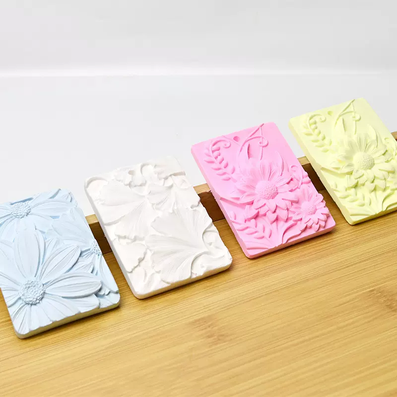 方形香薰石膏车载香氛衣橱挂件持久留香固体香膏工厂