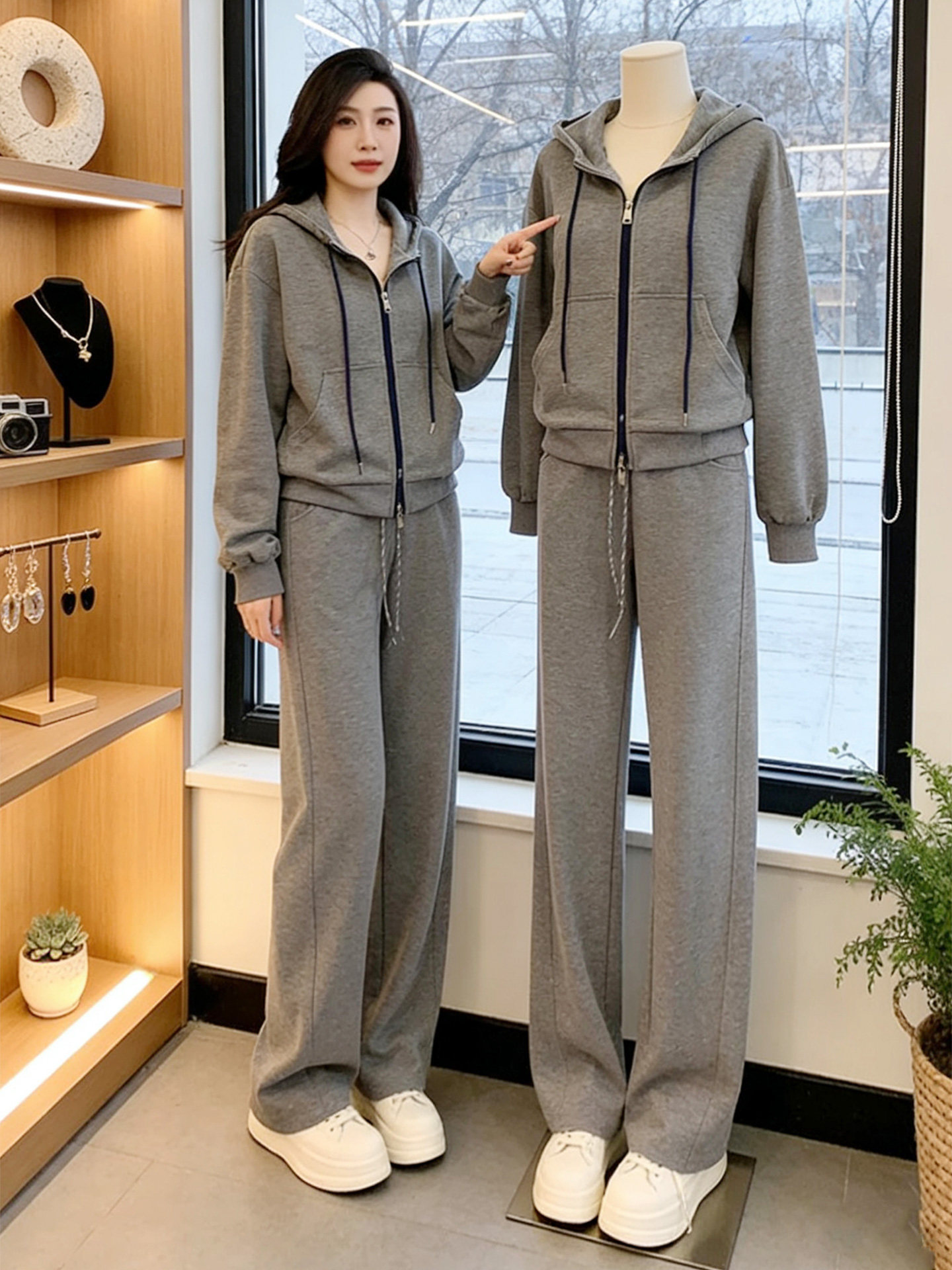 Women's Early Spring Super Stylish Casual Sporty Hooded Sweatshirt Set Fashionable Youthful_ecoleips.com
