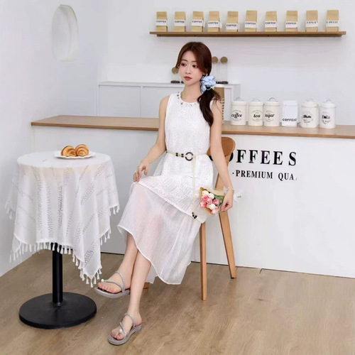 2025 Shell Decoration Lace-Panel Fake Two-Piece Mid-Length Sleeveless Dress with Belt, Elegant Summer Wear