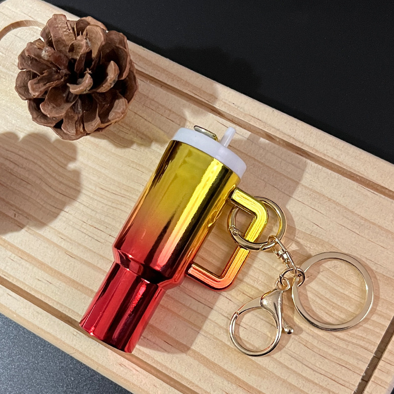 Màu vàng và đỏ gradient